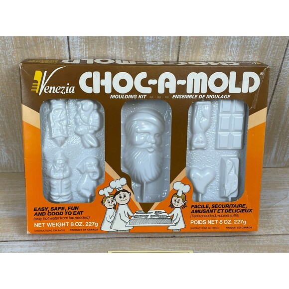 Venezia Choc-a-mold Kit Vintage with Booklet Animals & Holidays Plastic Moulds - Picture 3 of 11